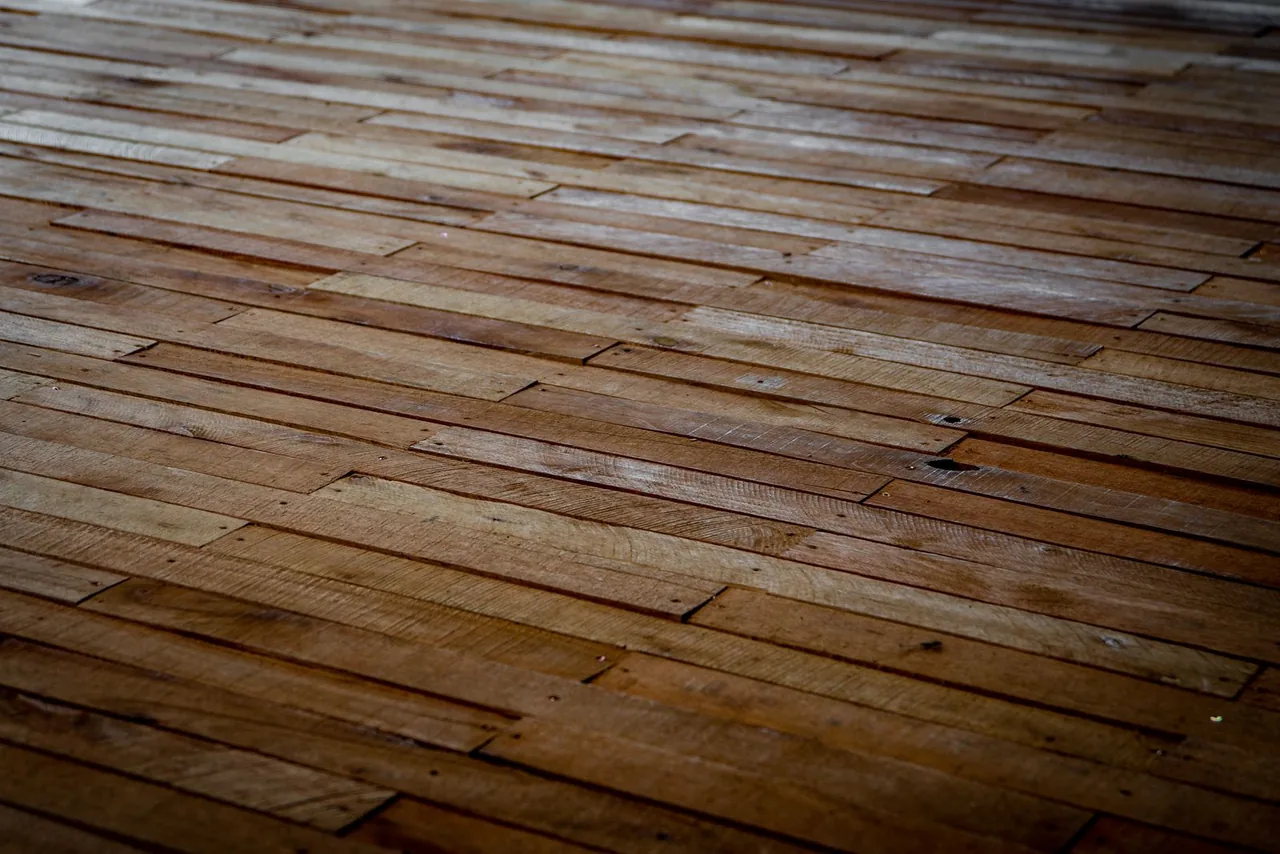 Parquet en chêne massif, larges lames