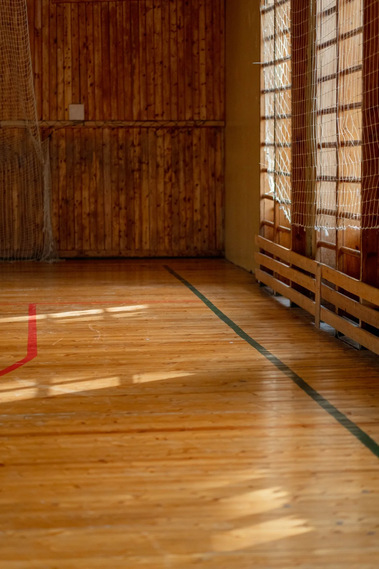 Sol de gymnase sportif en bois
